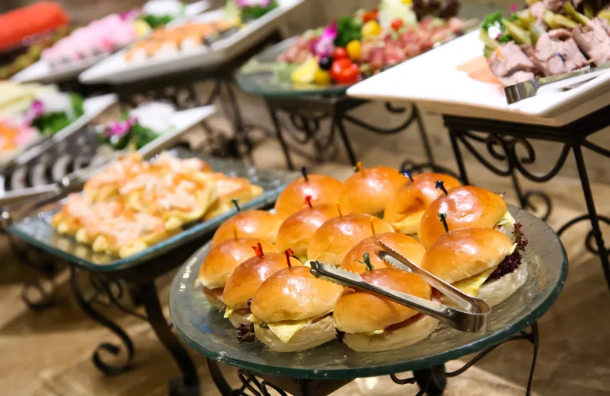 Global Roadmap for Waste Reduction in the Tourism Sector